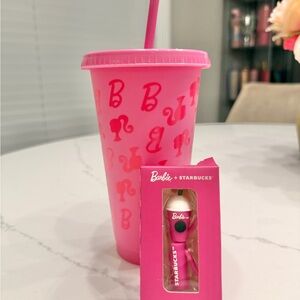 Barbie x Starbucks isTumbler and topper set 💕